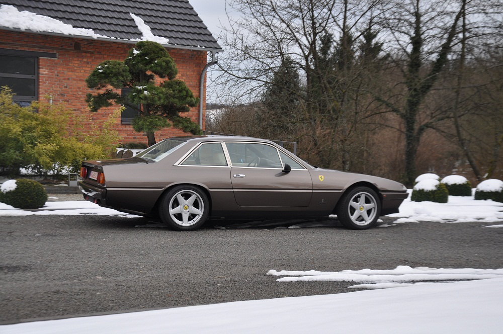 F412 Seite Rechts2