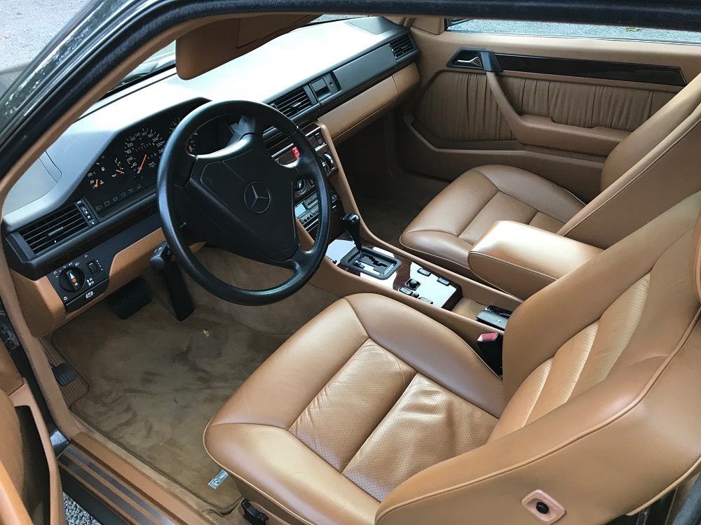 320 CE Interior 1