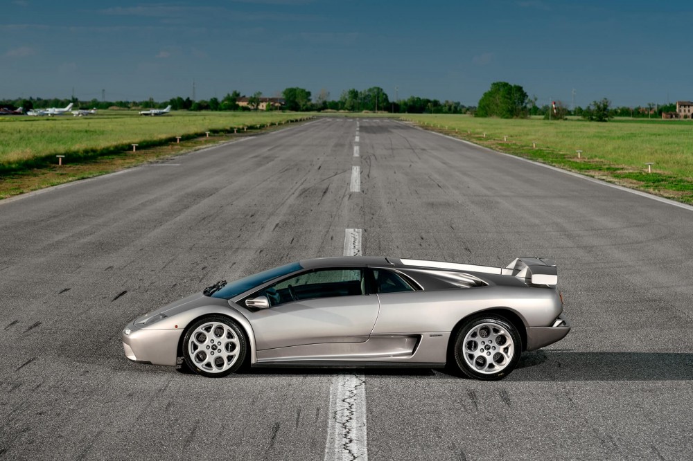 Lamborghini Diablo VT 6.0-10