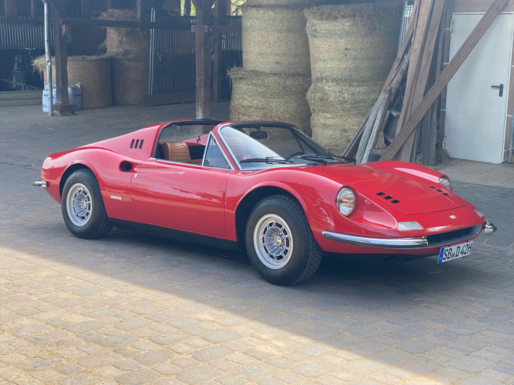 Dino 246 GTS-3
